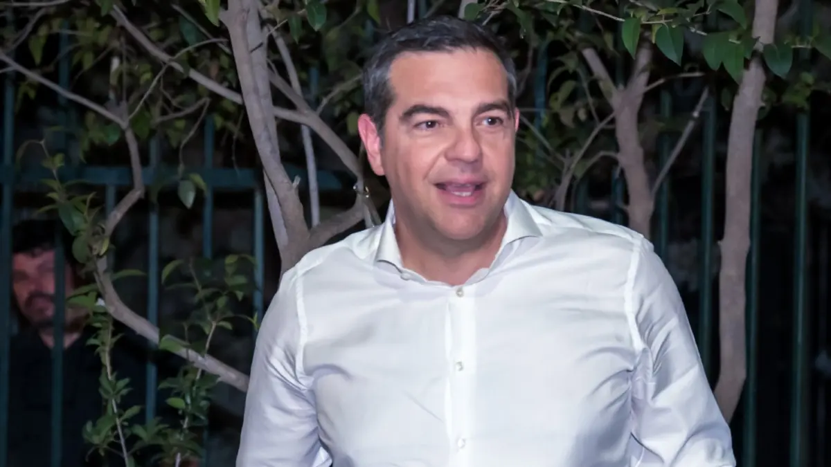 “Τρέλα” για το βιβλίο του Τσίπρα: “Η αγορά έχει να δει τέτοιες προπαραγγελίες από τον Χάρι Πότερ”