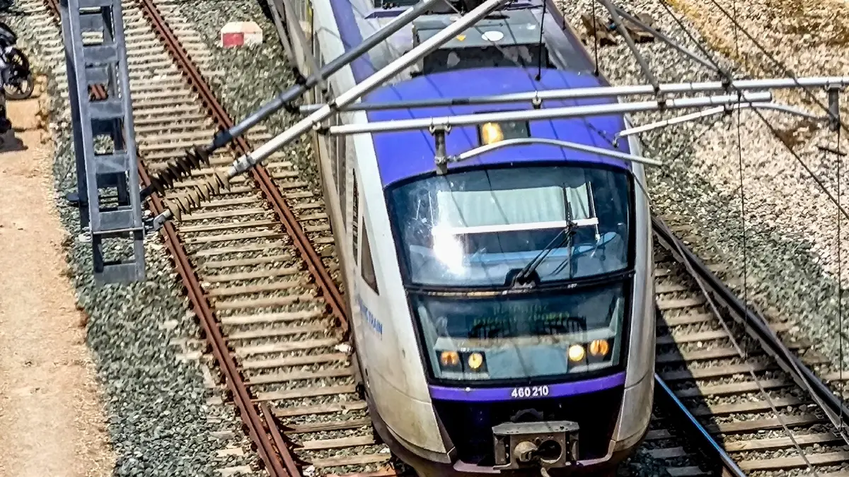 Hellenic Train: Διακοπή κυκλοφορίας στον Προαστιακό στο τμήμα Άνω Λιόσια- Ασπρόπυργος και Άνω Λιόσια – Λουτρόπυργος λόγω πυρκαγιάς