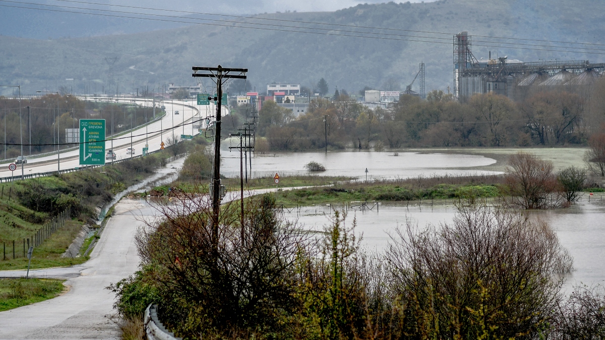 “Καμπανάκι” μετεωρολόγων για τη σφοδρή κακοκαιρία: “Προσοχή στη Δυτική Ελλάδα, θα πέσει μεγάλος όγκος νερού”