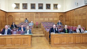 ΟΠΕΚΕΠΕ: Νέα άμεση κλήτευση του “Φραπέ” για κατάθεση αποφάσισε η Εξεταστική – Αίτημα και από τη ΝΔ