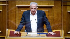 Πολιτικός κόσμος: Κύμα συλλυπητηρίων για τον Αλέκο Φλαμπουράρη