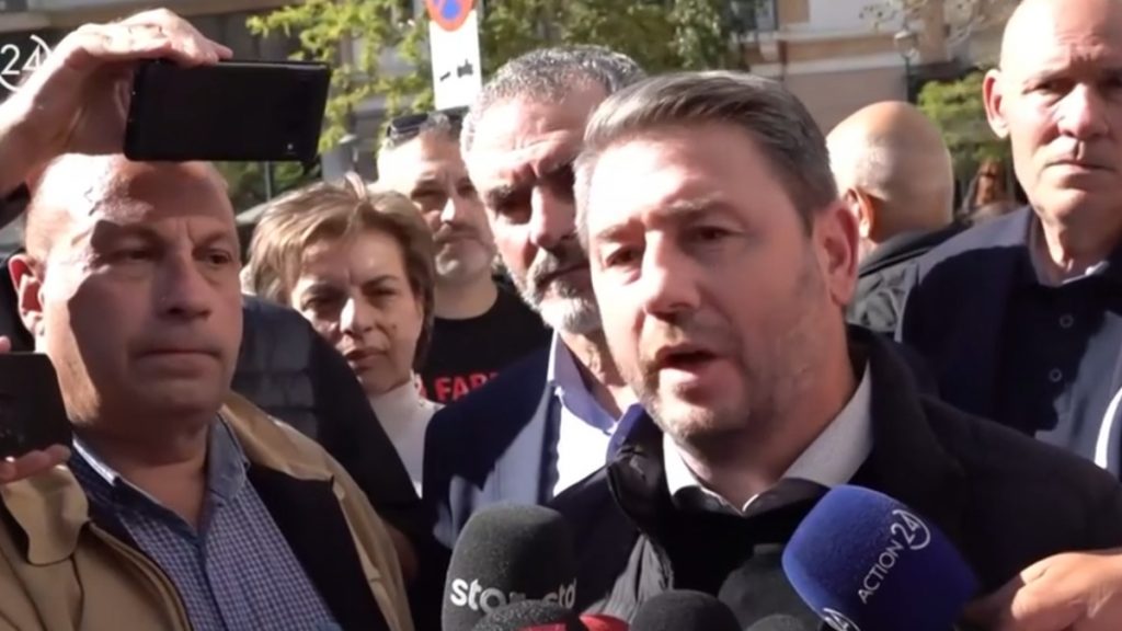 Ανδρουλάκης στη συγκέντρωση των αγροτών: “Να στηρίξουμε τον αγώνα επιβίωσης των παραγωγών, η ελληνική περιφέρεια πεθαίνει” (βίντεο)