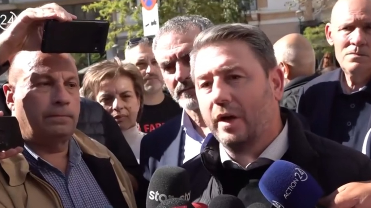 Ανδρουλάκης στη συγκέντρωση των αγροτών: “Να στηρίξουμε τον αγώνα επιβίωσης των παραγωγών, η ελληνική περιφέρεια πεθαίνει” (βίντεο)