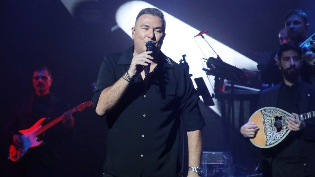 Αντώνης Ρέμος – «Δευτέρα»: Το νέο του τραγούδι έχει ήδη κερδίσει τις εντυπώσεις του κοινού