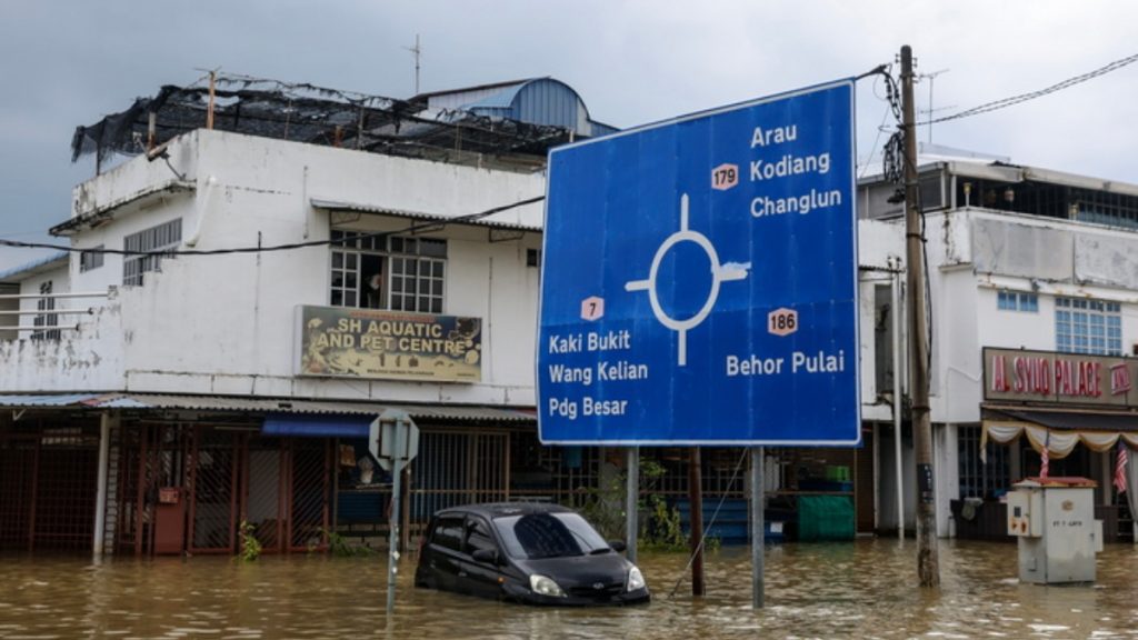 Ξεπέρασαν τους 370 οι νεκροί στη Νοτιοανατολική Ασία από τις πλημμύρες και τις κατολισθήσεις