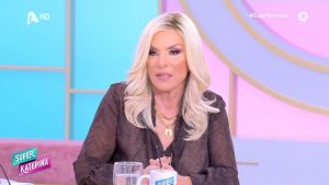 Δάφνη Μπόκοτα για Πολυτεχνείο: «Θυμάμαι τα χέρια που έβγαιναν από τα παράθυρα για να πάρουν τα τρόφιμα»