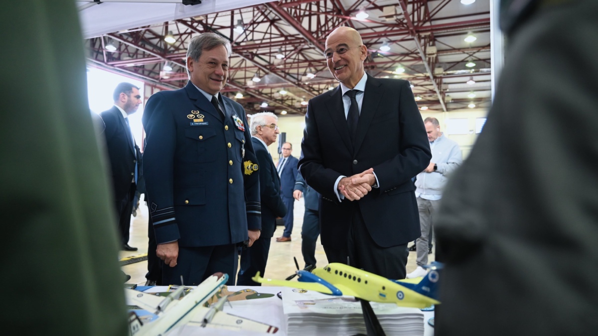 Δένδιας: Η Ελλάδα απέκτησε και πάλι στόλο μεταγωγικών αεροσκαφών με δυνατότητες υποστήριξης επιχειρήσεων, ανθρώπινων ζωών και περιουσιών
