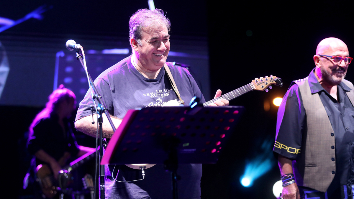 Δημήτρης Σταρόβας: «Το να βλέπεις τον παιδικό σου φίλο με χειροπέδες είναι σοκαριστικό»