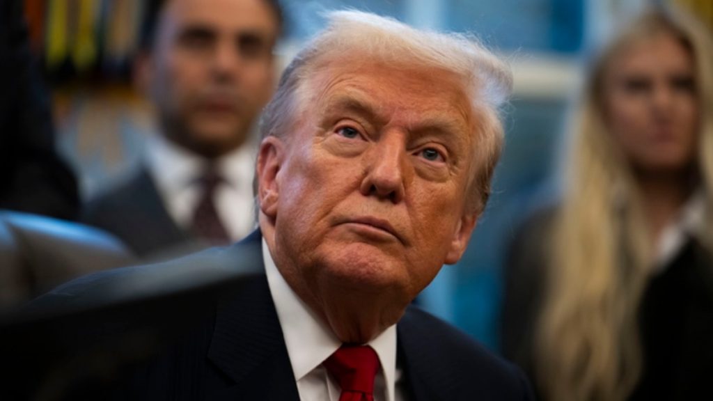 Τραμπ, Ευρώπη και Ουκρανία: Οι παραχωρήσεις, οι ανησυχίες και η πίεση στον Ζελένσκι