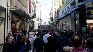 Εμπορικός Σύλλογος Αθηνών: Στις 11/12 αρχίζει το χριστουγεννιάτικο ωράριο