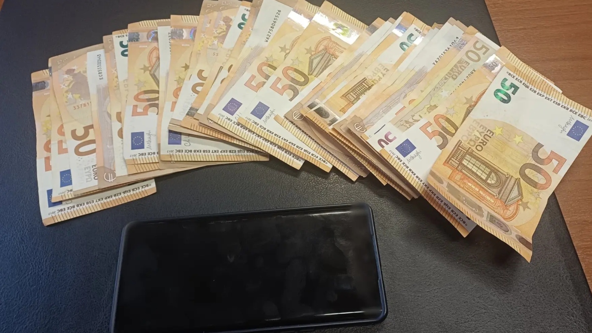 Ευρυτανία: Συνελήφθη άνδρας για απάτη σε βάρος ηλικιωμένης – Την έπεισε να του δώσει 5000 ευρώ