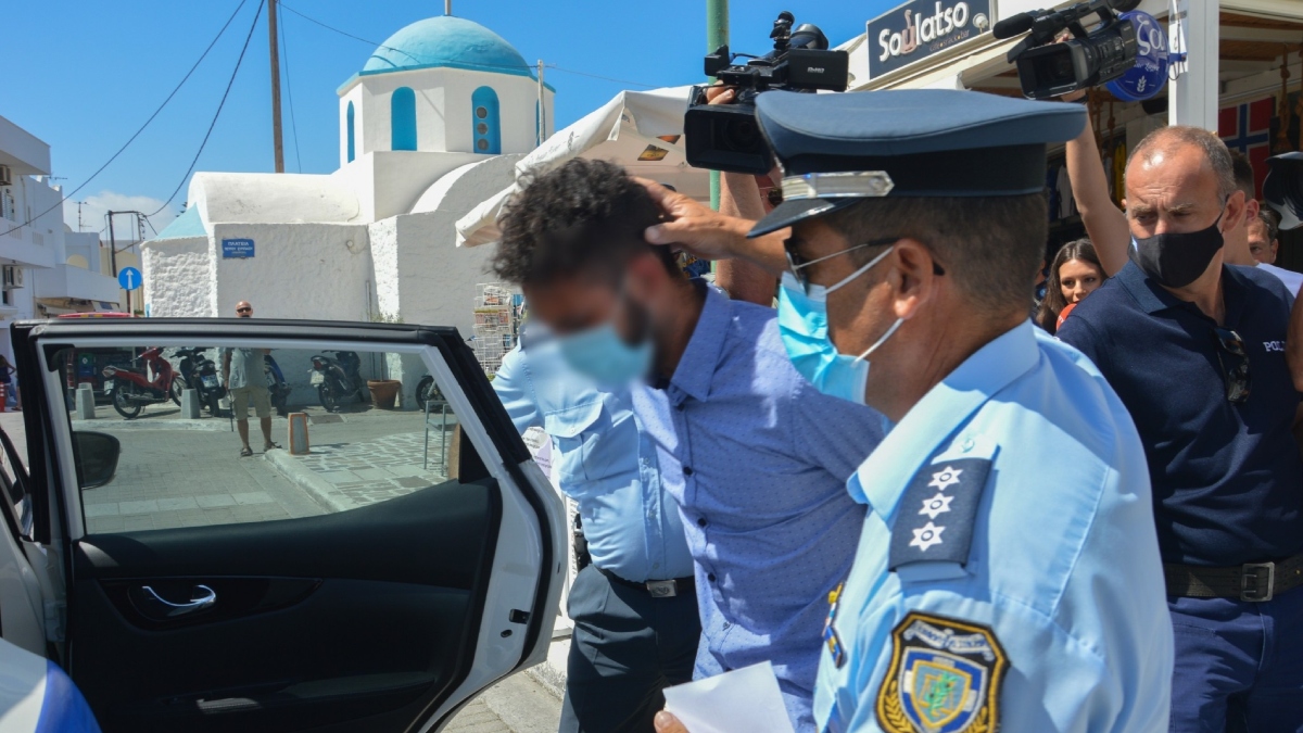 Δολοφονία Γαρυφαλλιάς στη Φολέγανδρο: Ζητά ελαφρυντικά ο δολοφόνος – “Ήξερε 100% τι έκανε” λέει η μητέρα της