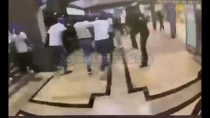 Γερμανία: Μαζική συμπλοκή οπαδών Ντόρτμουντ – Σάλκε (Βίντεο)