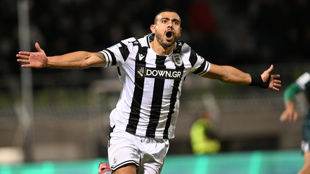 Λεβαδειακός – ΠΑΟΚ 2-3: Απόδραση από την Λιβαδειά με 10 παίκτες – Τον λύτρωσε ο Γιακουμάκης στο 90′