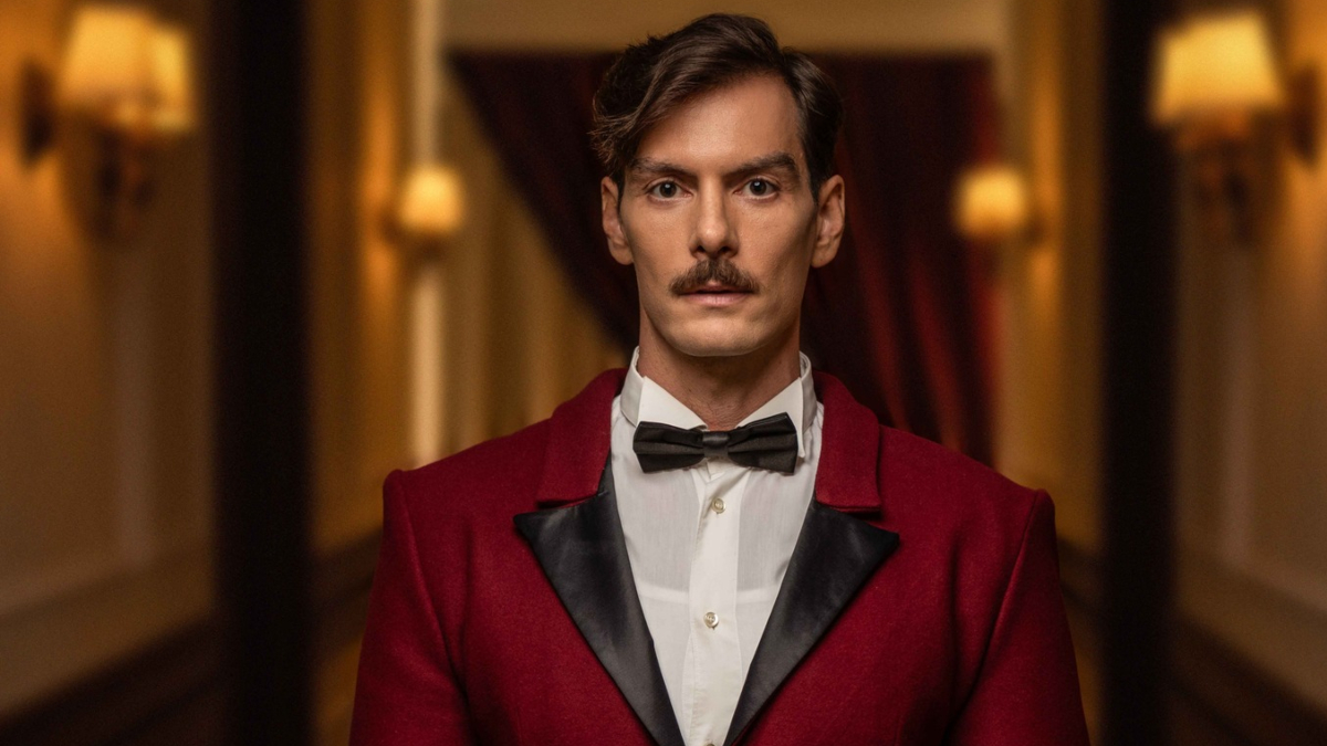 Γιάννης Κουκουράκης: Επιστρέφει στο «Grand Hotel» – Η υποδοχή από τους συμπρωταγωνιστές του