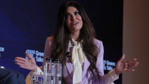 Γκίλφοϊλ στο Greece Talks: “Προσδεθείτε, έρχονται πολλές συνεργασίες στο μέλλον” – Τι είπε για τις πρώτες ημέρες στην Ελλάδα και την COSCO