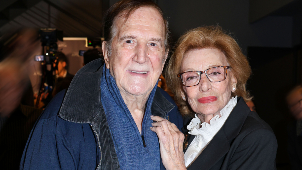 Μάρω Κοντού: Η συγκινητική συνάντηση με τον Γιώργο Κωνσταντίνου στην πρεμιέρα του «Εκείνος κι Εκείνος» (pics)