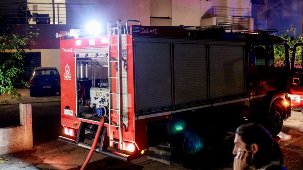 Θρίλερ στο Ηράκλειο: Διασωληνωμένος ο γιος που πήδηξε από την ταράτσα – Τι εξετάζουν οι αρχές, με νάιλον στο κεφάλι η μία σορός