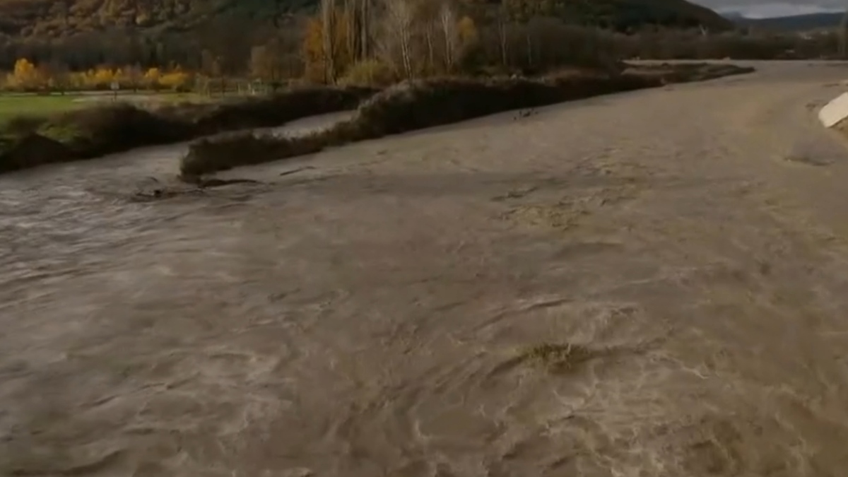 Κακοκαιρία: Σοβαρά προβλήματα σε Κέρκυρα, Ήπειρο και Καστοριά – Υπερχείλισε ο Αλιάκμονας, απαγορεύεται η κατανάλωση νερού