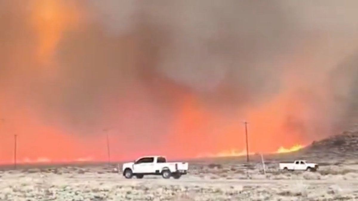 Φωτιά και καταιγίδες στην Καλιφόρνια: Χιλιάδες στρέμματα καμένα και κίνδυνος πλημμυρών