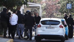 Κύκλωμα ναρκωτικών με ρασοφόρους: Έλαβαν προθεσμία να απολογηθούν την Τετάρτη οι 3 κατηγορούμενοι