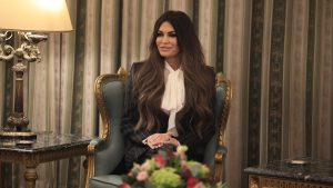 Ο χαλαρός διάλογος Τασούλα – Γκίλφοϊλ στο Προεδρικό: “Έχω πάει σε Μύκονο και Σαντορίνη” (Βίντεο)