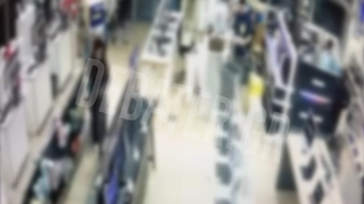 Βίντεο ντοκουμέντα από τη δράση της 34χρονης “πελάτισσας” που έκλεβε προϊόντα αξίας από καταστήματα