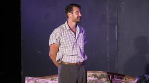 Γιάννης Κουκουράκης: Σπάνια βραδινή έξοδος μετά την επιστροφή του στο «Grand Hotel» (pic)