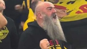 Έφυγε από τη ζωή ο γνωστός οπαδός του Άρη, Δημήτρης Κούβελας