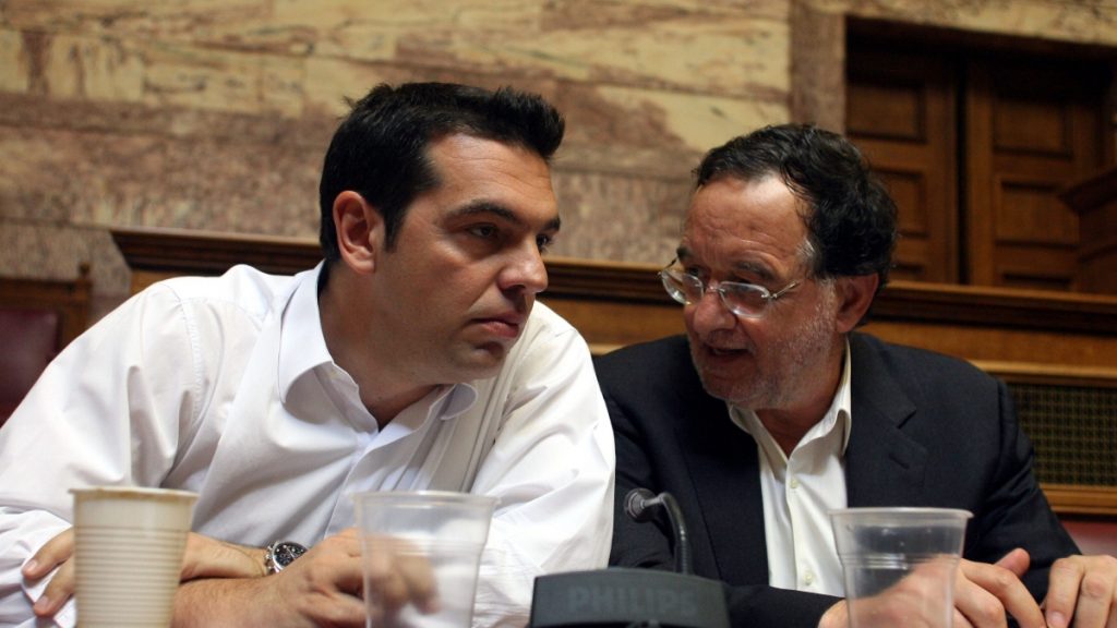 Λαφαζάνης: “Πολιτική αυτοκτονία το βιβλίο Τσίπρα – Σκέψη πολιτικού βρικόλακα να τα βάζει με όλους και να βγάζει λάδι τον εαυτό του”