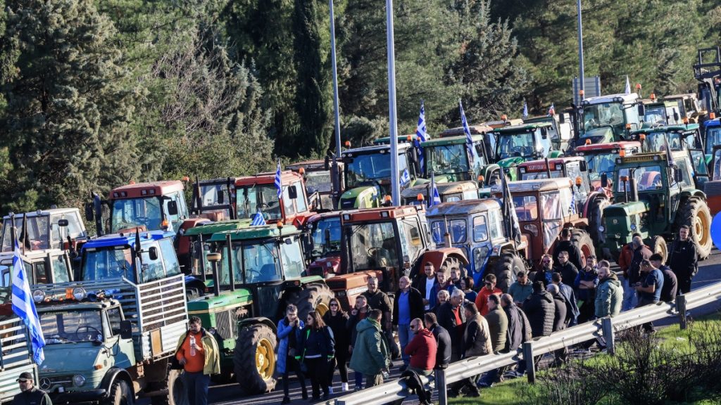 Θεσσαλία: Νέες κυκλοφοριακές ρυθμίσεις στη Καρδίτσα λόγω των αγροτικών κινητοποιήσεων