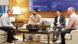 Συναντήθηκε με τον Τζόκοβιτς ο Μητσοτάκης – «Συζητήσαμε για το πώς θα ανεβάσουμε το ελληνικό τένις»