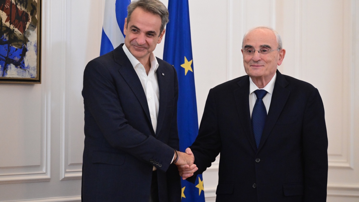 Την στήριξη της Ελλάδας στην κυβέρνηση του Λιβάνου, τόνισε ο Μητσοτάκης στη συνάντηση του με τον Λιβανέζο υπουργό Άμυνας Michel Menassah