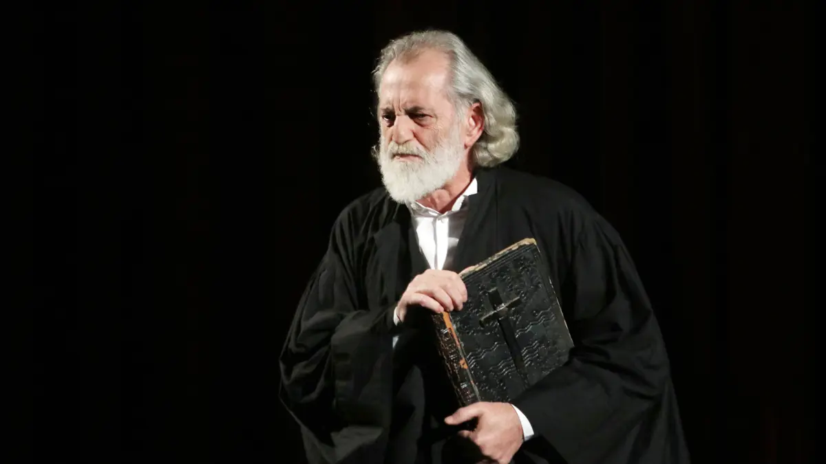 Μιχάλης Αεράκης: «Από παιδάκι μεγάλωσα απότομα, ξεκίνησα να δουλεύω στα 12»