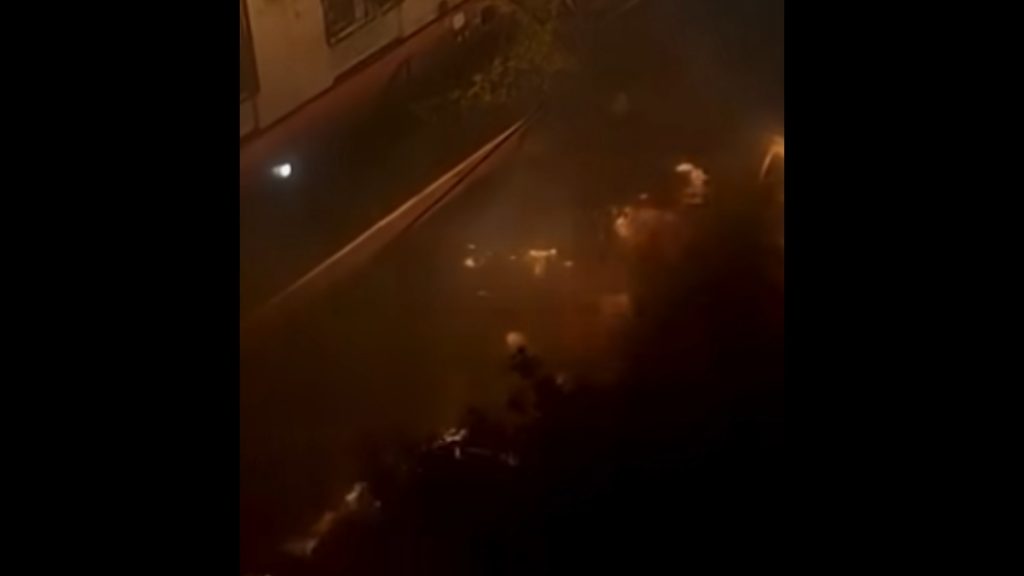 Νέα Υόρκη: Επτά πυροσβέστες τραυματίστηκαν στο Μπρονξ μετά από έκρηξη σε ΙΧ – Δείτε το βίντεο