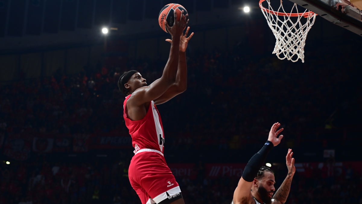 Ολυμπιακός: Διαθέσιμος με Παρί ο Νιλικίνα – Πρόβλημα με Γουόρντ