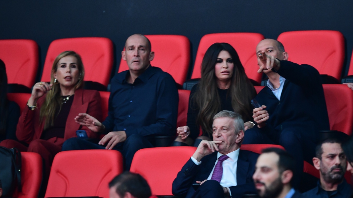 Ολυμπιακός – Παρί: Ξανά στο ΣΕΦ η Κίμπερλι Γκίλφοϊλ (Φωτογραφίες)