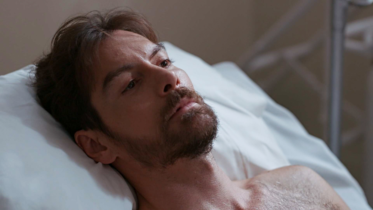 Grand Hotel – Δευτέρα (10/11): Ο Πέτρος ξυπνά από το κώμα και τα προβλήματα υγείας παραμένουν