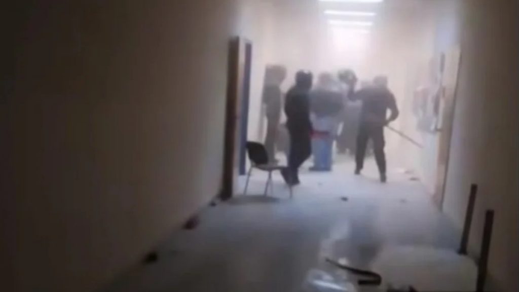 Επεισόδια στο Πολυτεχνείο μεταξύ ακροαριστερών και εκπροσώπων του ΚΚΕ