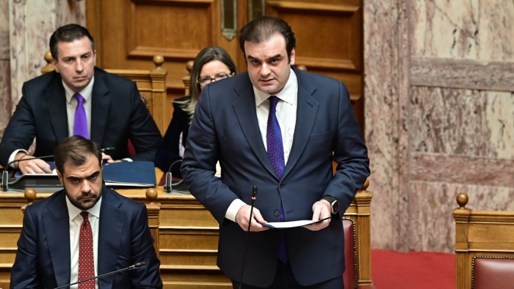 Κρατικός προϋπολογισμός 2026: LIVE η παρουσίαση των βασικών σημείων