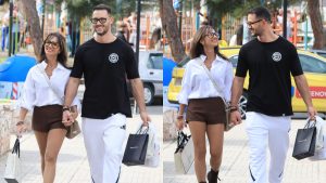 Σόφη Πασχάλη: Χαλαρή βόλτα στη Γλυφάδα με τον κατά 13 χρόνια μικρότερο σύντροφό της (pics)