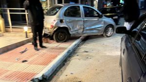 Παράσυρση στην Αρτέμιδα: Μπροστά στα μάτια της μητέρας και της αδερφής του σκοτώθηκε ο 24χρονος- Γνώριμος των Αρχών ο 29χρονος οδηγός