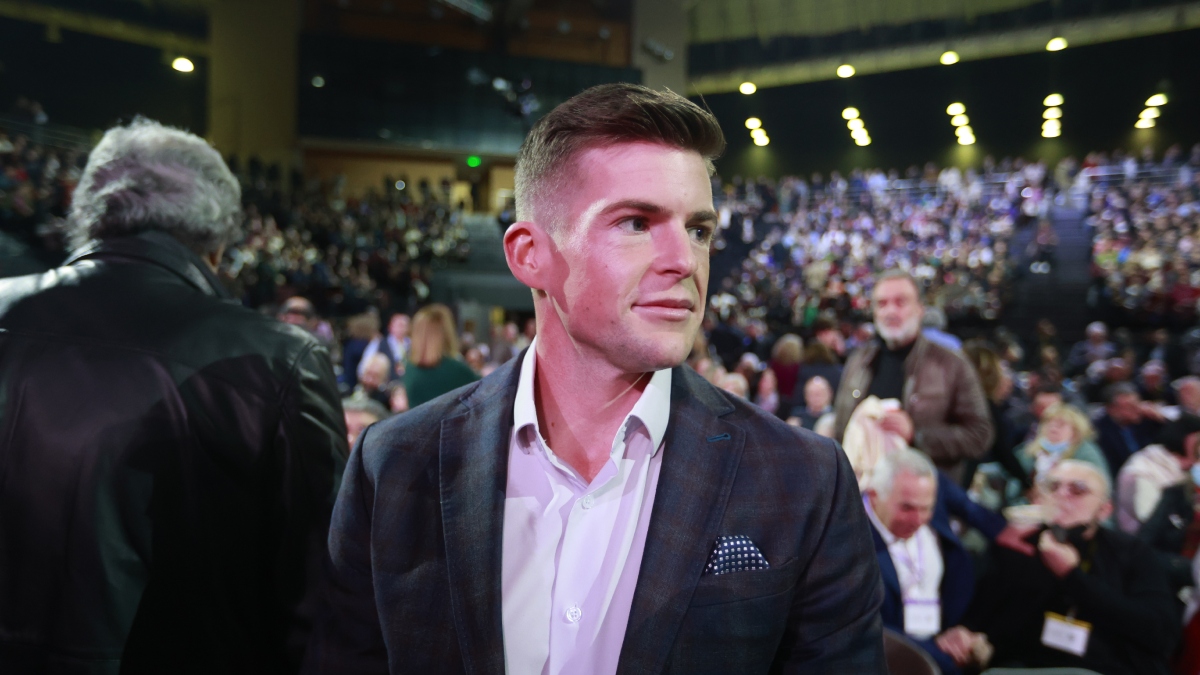 Τάιλερ Μακμπέθ: “Κόκκινη γραμμή η αναφορά του ονόματός μου στο βιβλίο του Τσίπρα – Δεν είμαι πολιτικός, είμαι παντρεμένος με πολιτικό”