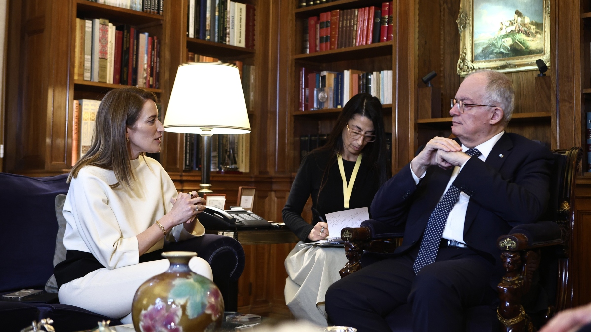 Συνάντηση Τασούλα με Μέτσολα: Στο επίκεντρο η πορεία και τα προβλήματα της Ευρώπης