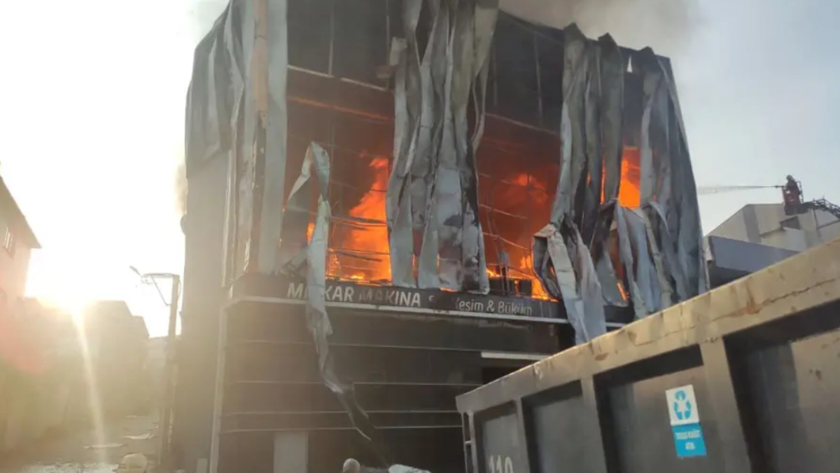 Τουρκία: Έξι νεκροί και 2 τραυματίες μετά από φωτιά σε αποθήκη αρωματοποιίας (Εικόνες & Βίντεο)