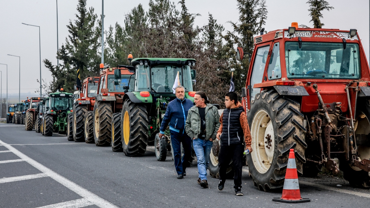 Αγρότες και κτηνοτρόφοι αποφασίζουν για κινητοποιήσεις – Σήμερα η πανελλαδική σύσκεψη στη Λάρισα