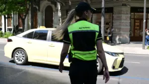 28η Οκτωβρίου: Έκτακτα μέτρα της Τροχαίας σε όλη τη χώρα – Πότε απαγορεύεται η κυκλοφορία φορτηγών