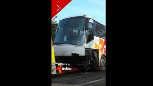 Ιταλία: Ένας νεκρός και 20 τραυματίες από σύγκρουση αυτοκινήτου με σχολικό λεωφορείο κοντά στο Τορίνο (βίντεο)