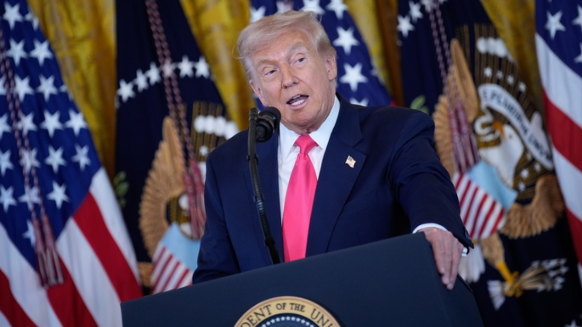 Τραμπ: «Έχω σχεδόν αποφασίσει για τη Βενεζουέλα» – Σε ετοιμότητα ο αμερικανικός στρατός