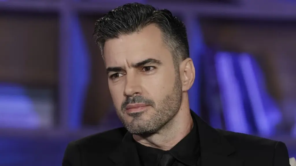 Γιάννης Τσιμιτσέλης: «Τι να κάνω 12 με 14 Ιουνίου στη Σέριφο; Δεν νομίζω να είναι εκεί η Δανάη Μπάρκα»